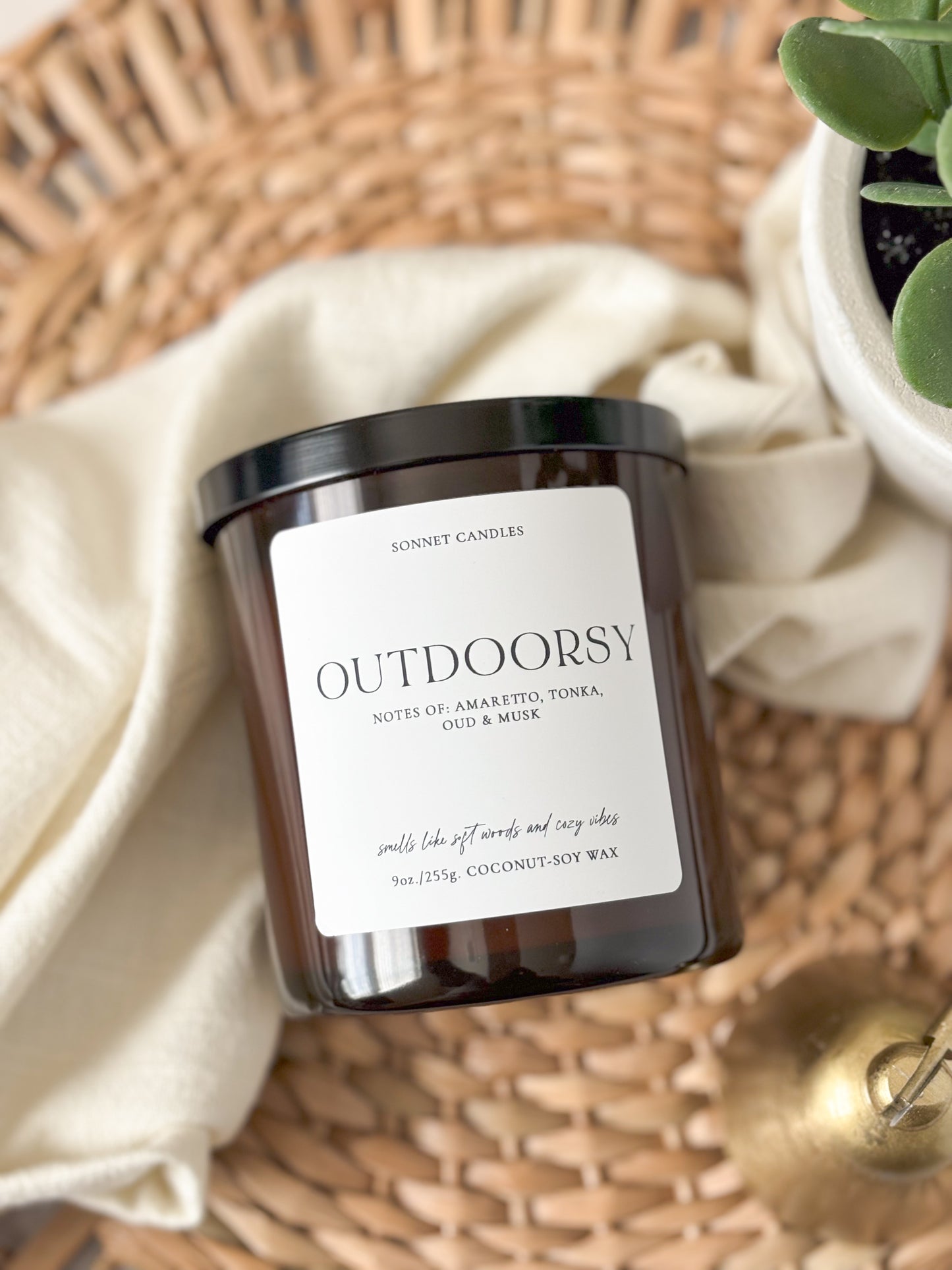 Outdoorsy 9 oz Candle